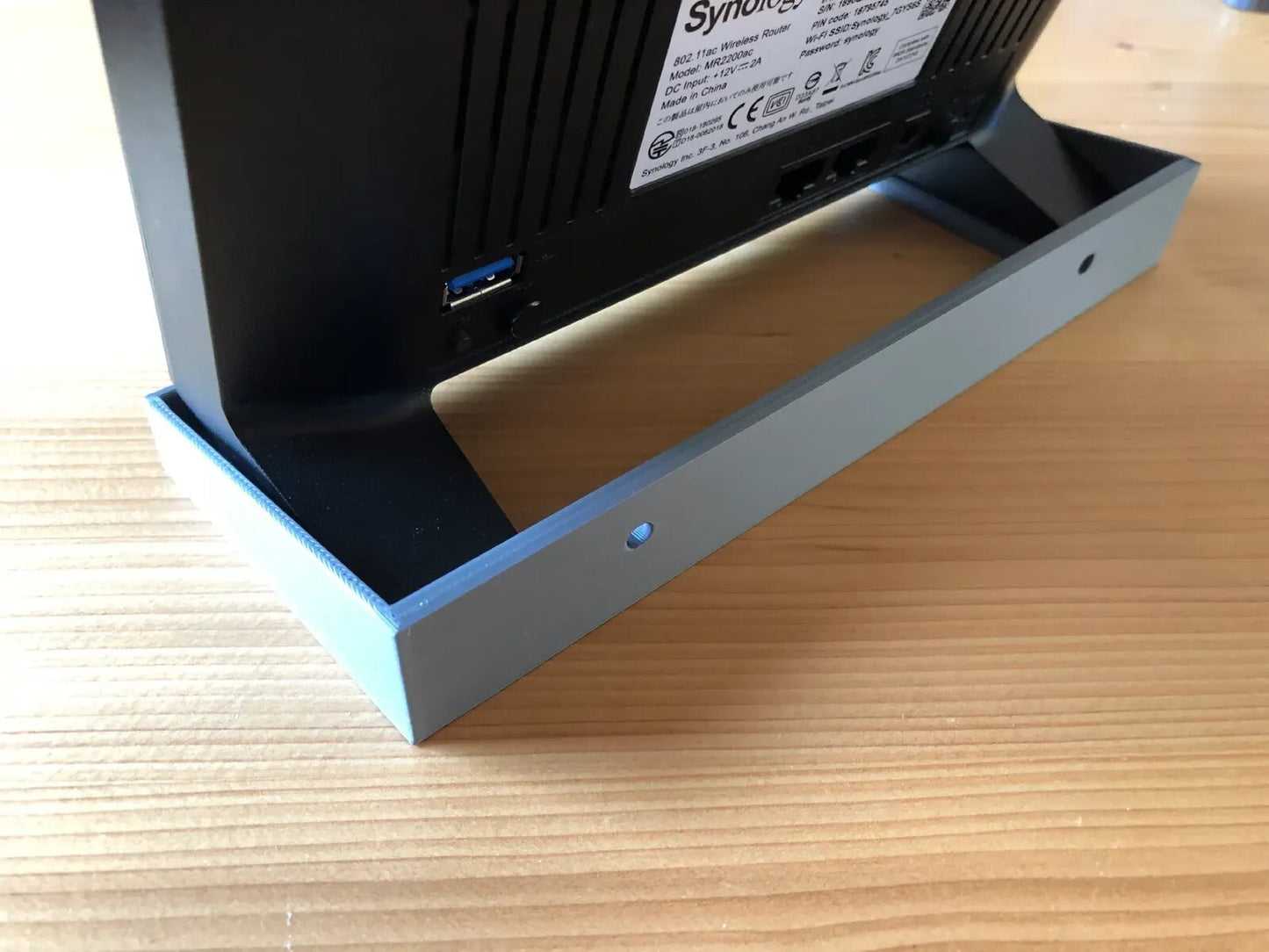 Wall Mount for Synology MR2200ac
