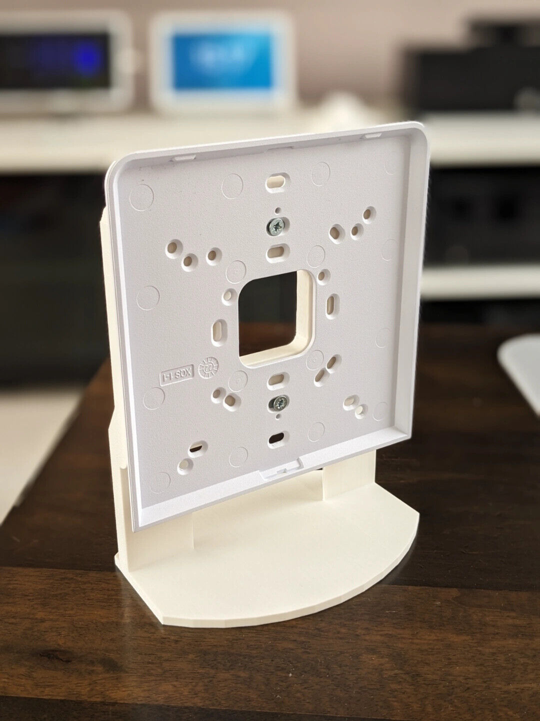 Stand for UniFi U6 Enterprise In-Wall