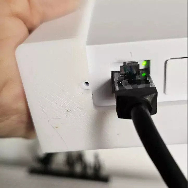 Wall Mount for UniFi Cloud Gateway Ultra (UCG-Ultra) or Gateway Max (UXG-Max)