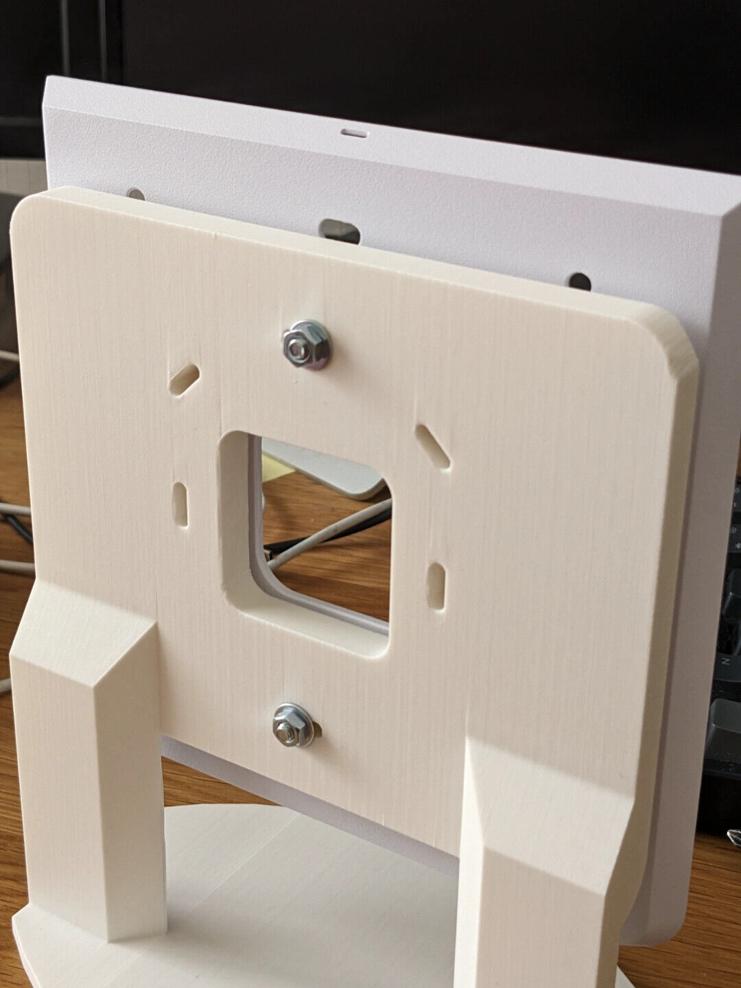 Stand for UniFi U6 Enterprise In-Wall